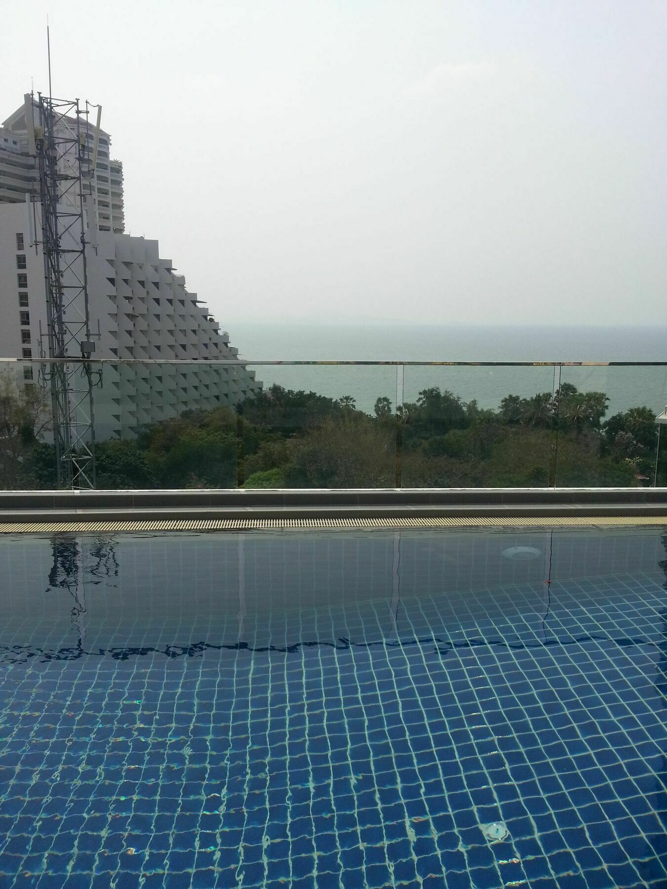 Serenity Wongamat Apartments Pattaya Ngoại thất bức ảnh